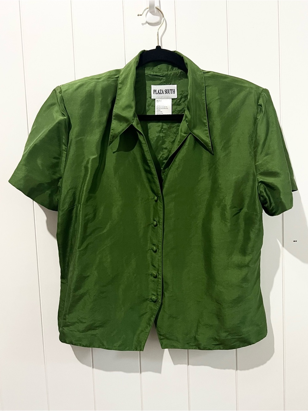 Vintage Y2K  100 Percent Silk Blouse career  lined  pointed collar size 14 green
